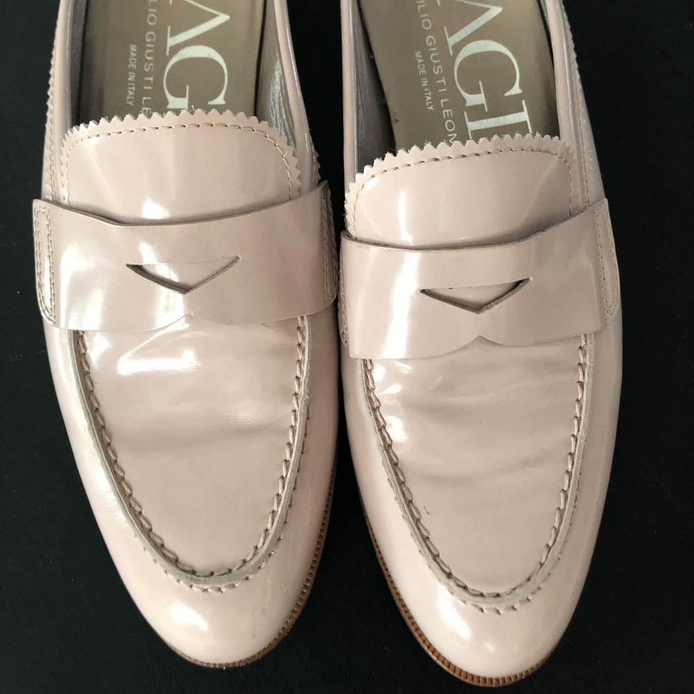 AGL Attilio Giusti Leombruni loafer mules.
